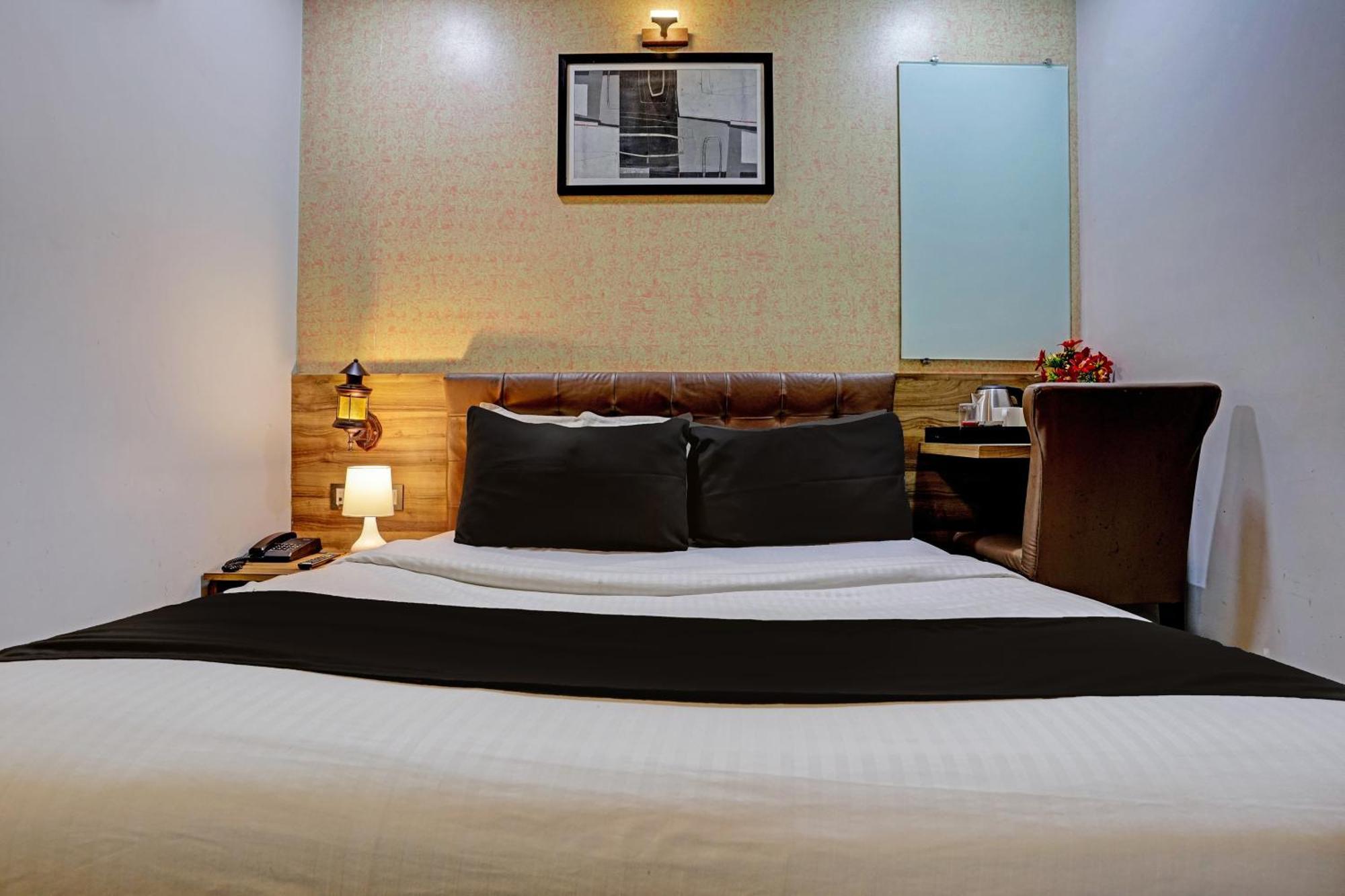Hotel O Blue Inn Residence Near R City Mall Mumbai Luaran gambar