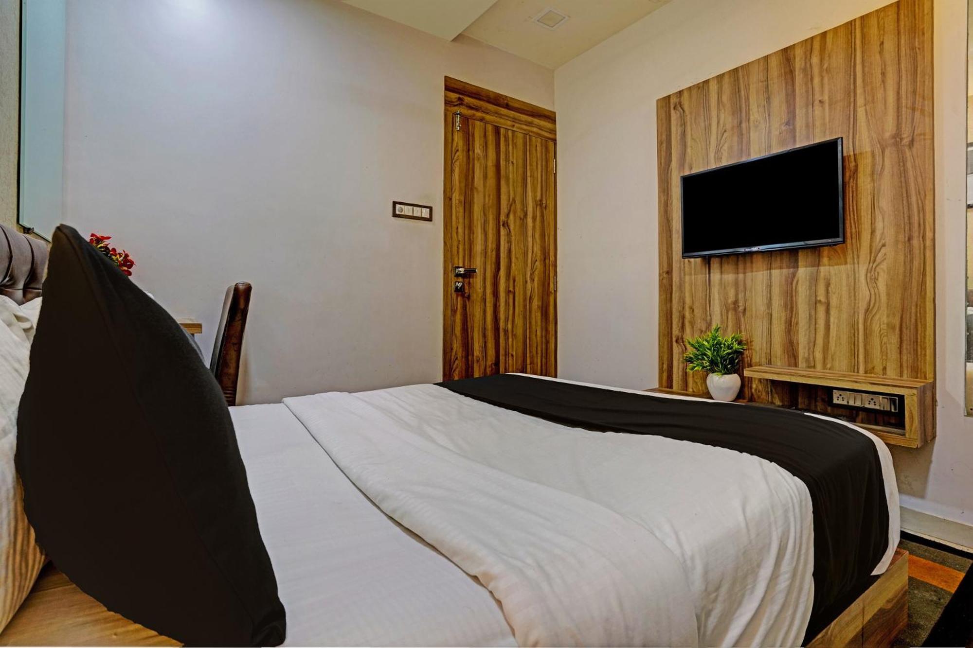 Hotel O Blue Inn Residence Near R City Mall Mumbai Luaran gambar